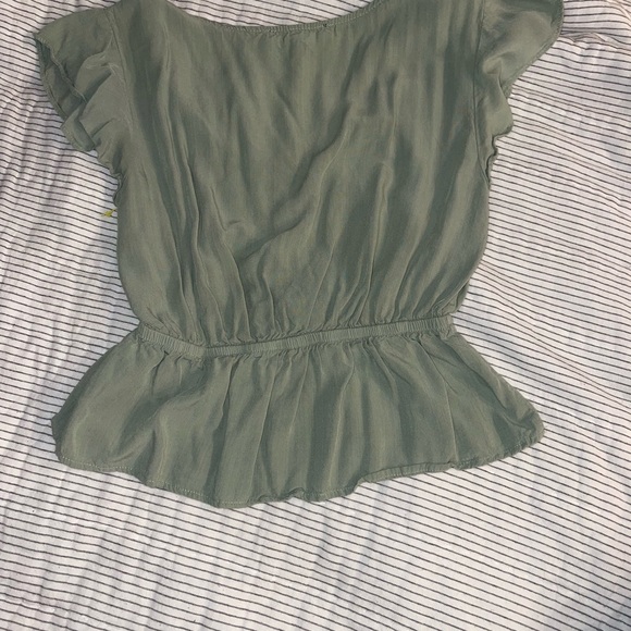 Top - Picture 3 of 4